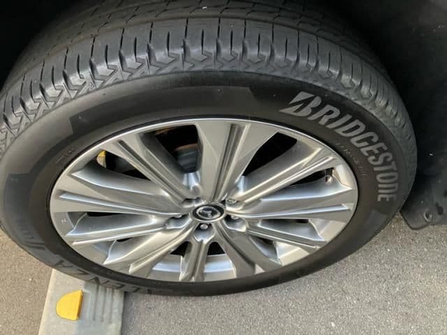 Car thumbnail 4