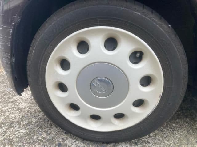 Car thumbnail 4