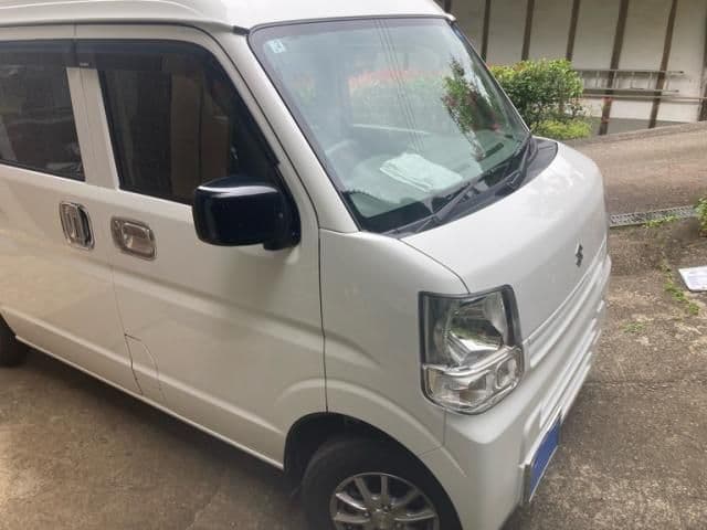 SUZUKI