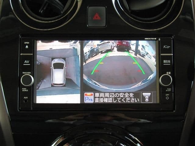 Car thumbnail 4