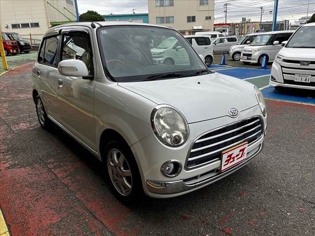 Car thumbnail 3