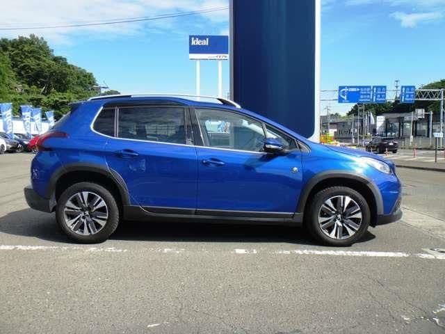 Car thumbnail 4
