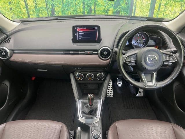 Car thumbnail 2