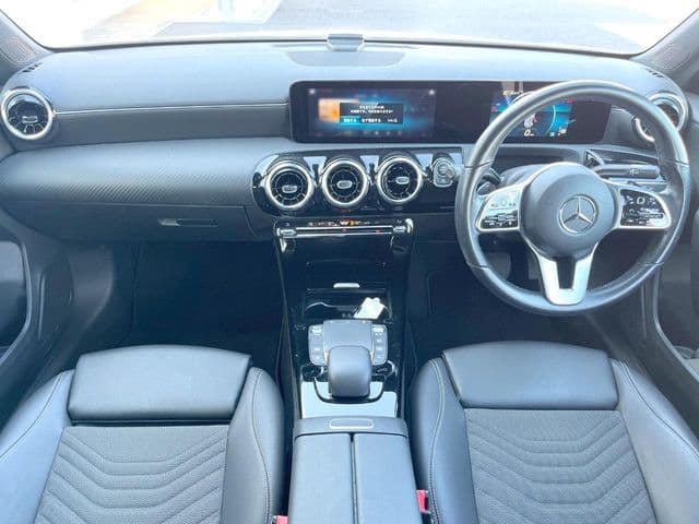 MERCEDES BENZ