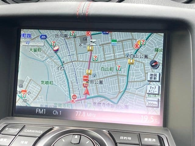 Car thumbnail 4