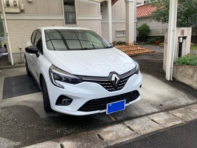 RENAULT