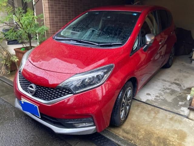 NISSAN