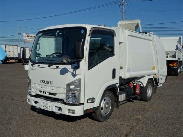 ISUZU