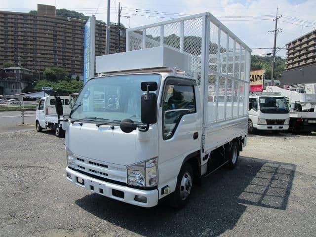 ISUZU