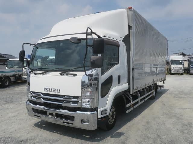 ISUZU