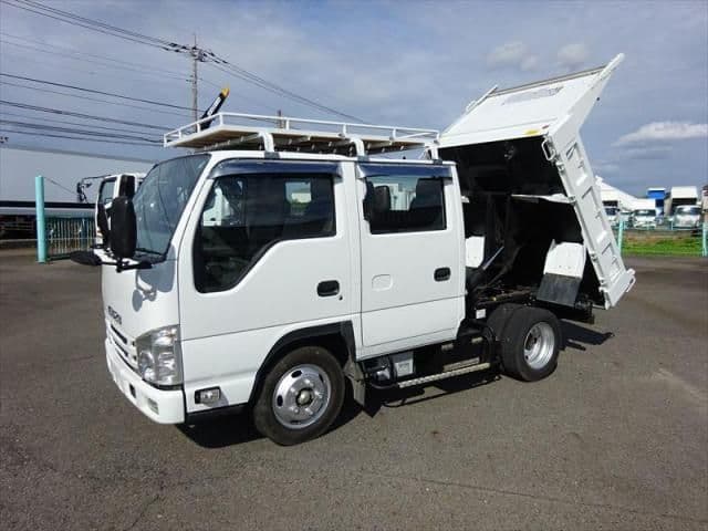 ISUZU
