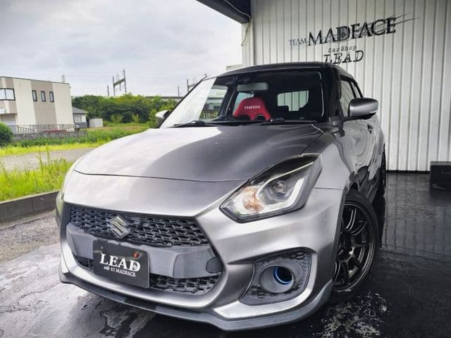 SUZUKI