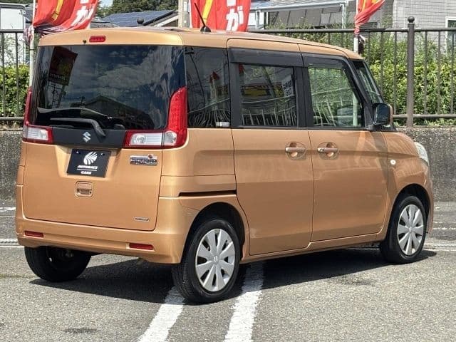 Car thumbnail 3