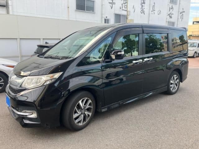 HONDA STEPWAGON SPADA
