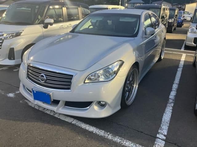 NISSAN