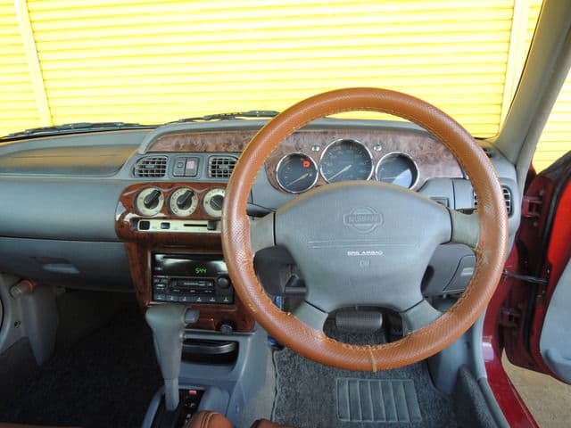 Car thumbnail 4