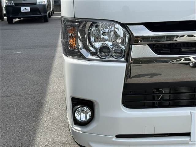 Car thumbnail 5