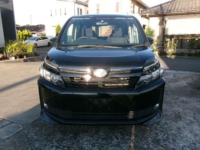  2025 TOYOTA VOXY 4WD