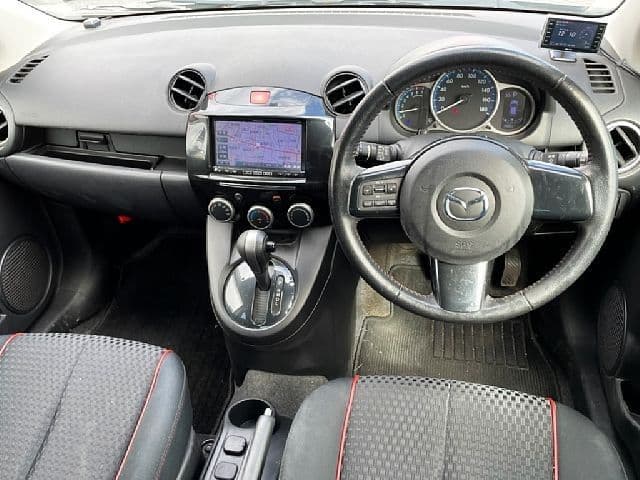 Car thumbnail 2