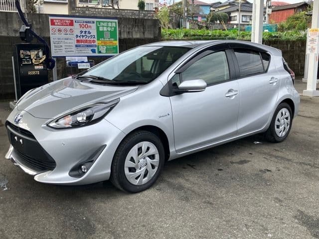 Car image 1