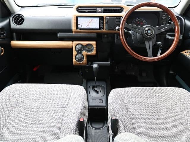 Car thumbnail 4
