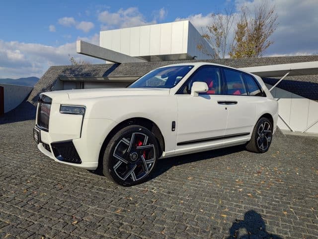 ROLLS-ROYCE