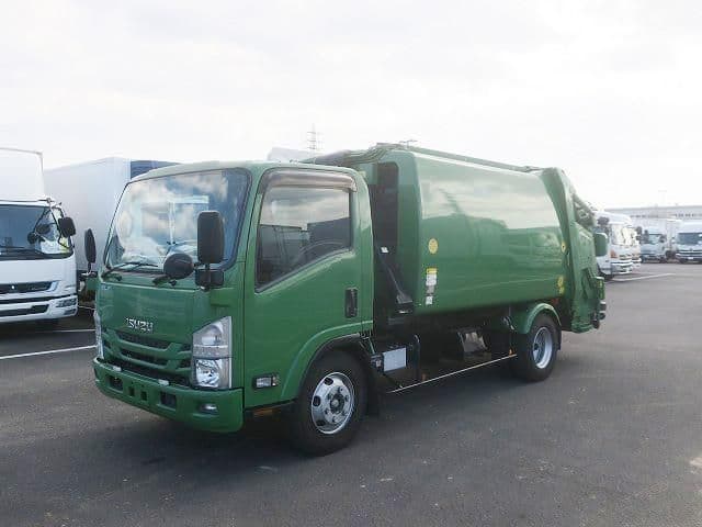 ISUZU