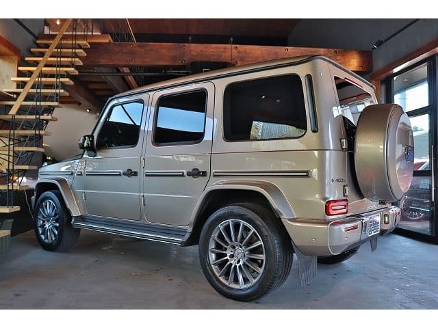 Car thumbnail 4