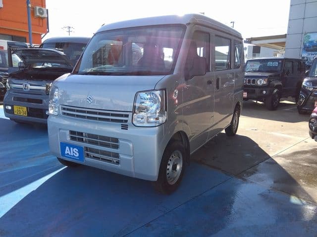 SUZUKI