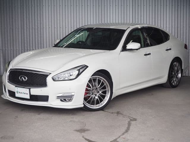 NISSAN FUGA 4WD