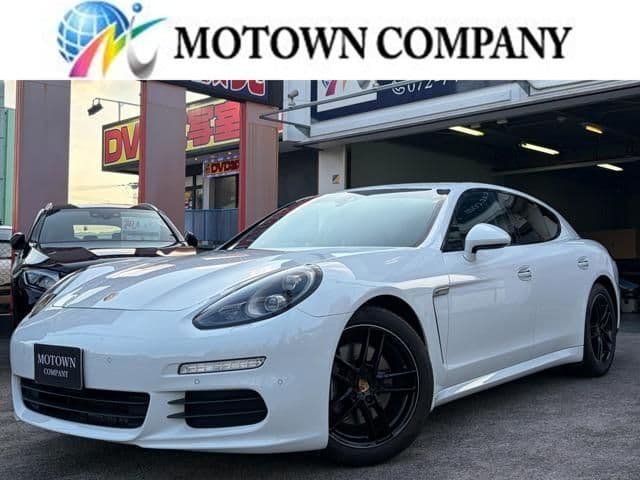 PORSCHE PORSCHE PANAMERA