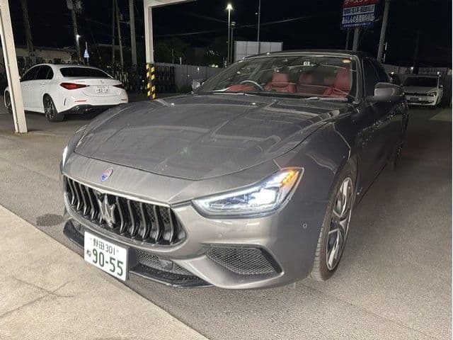 MASERATI MASERATI GHIBLI Sedan
