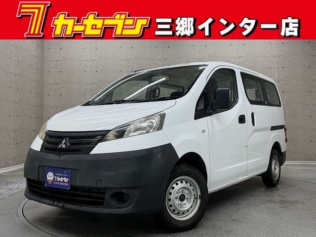 MITSUBISHI DELICA van 2WD