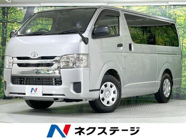 TOYOTA HIACE van 1.2t 2WD