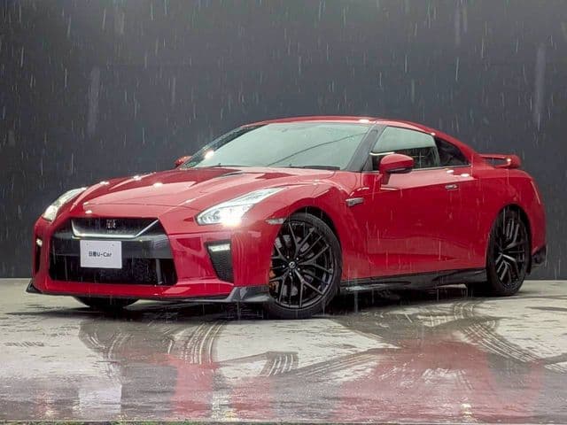 NISSAN GT-R