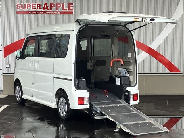 NISSAN NV100 CLIPPER RIO 4WD