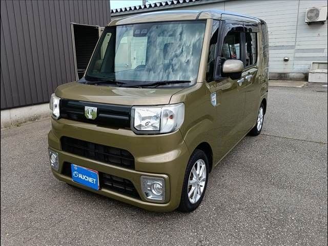 DAIHATSU WAKE 4WD