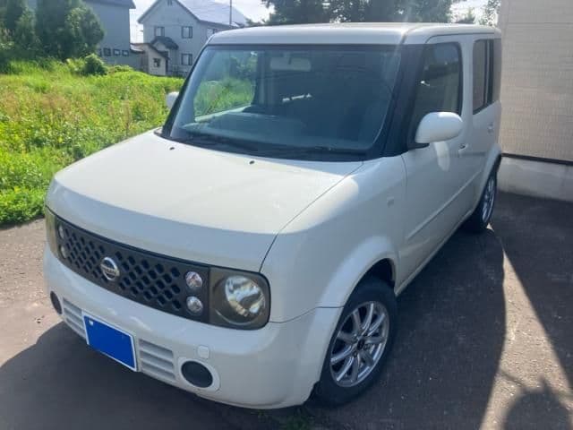 NISSAN CUBE 4WD