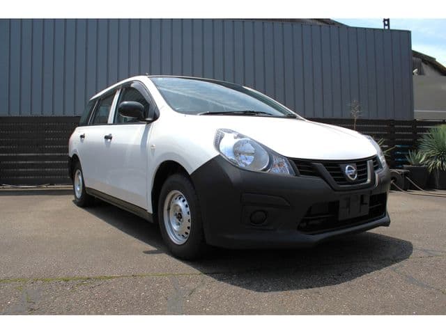 NISSAN AD
