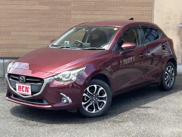 MAZDA DEMIO 4WD