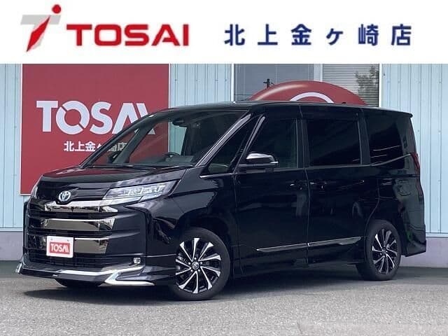 TOYOTA NOAH HYBRID 4WD