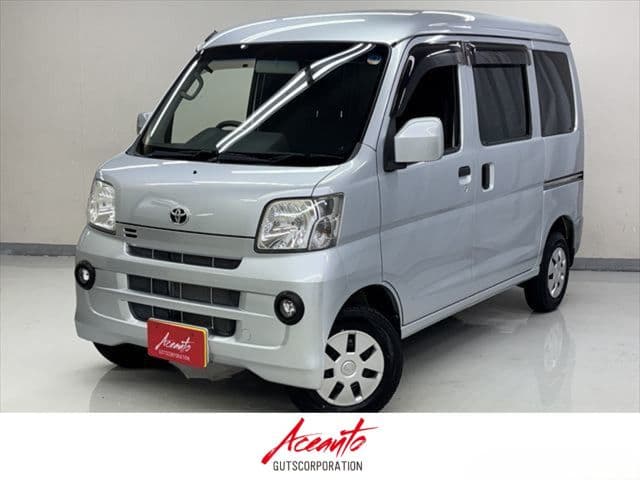 TOYOTA PIXIS van 4WD