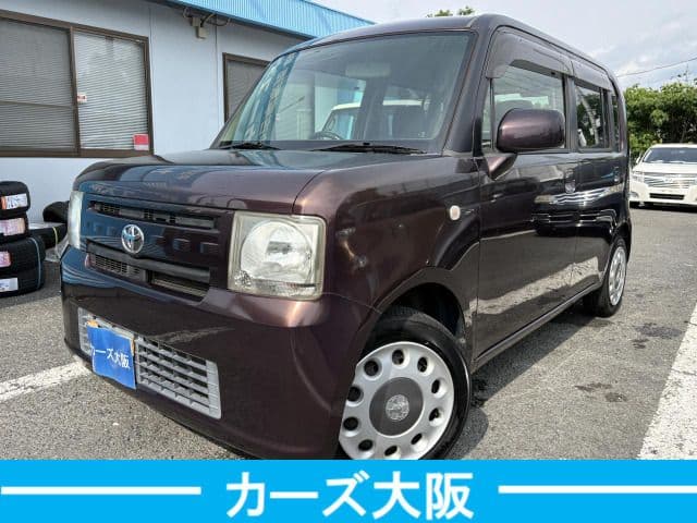 TOYOTA PIXIS SPACE