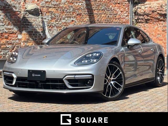 PORSCHE PORSCHE PANAMERA
