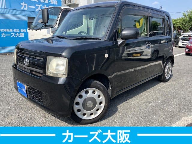 TOYOTA PIXIS SPACE