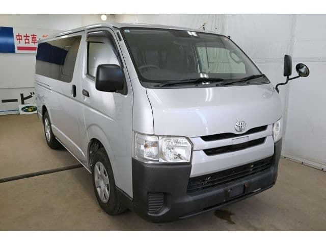 TOYOTA HIACE van 1.25t 2WD