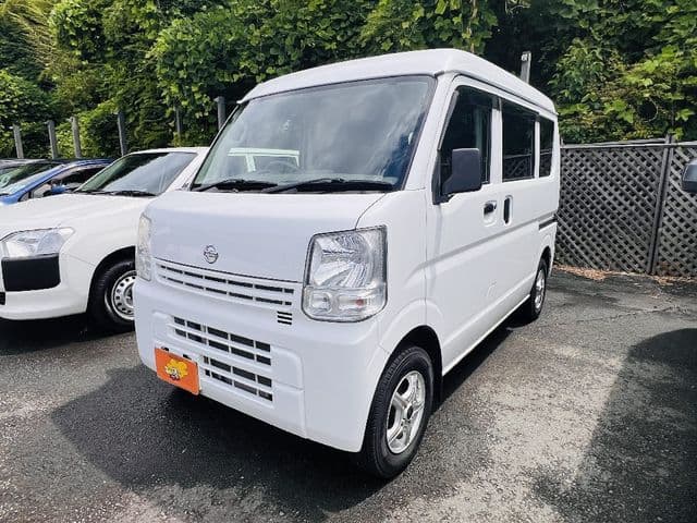 NISSAN NV100 CLIPPER 4WD