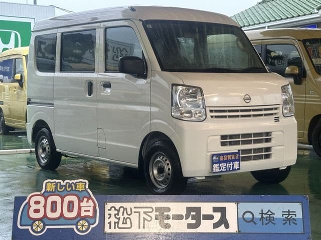 NISSAN CLIPPER van