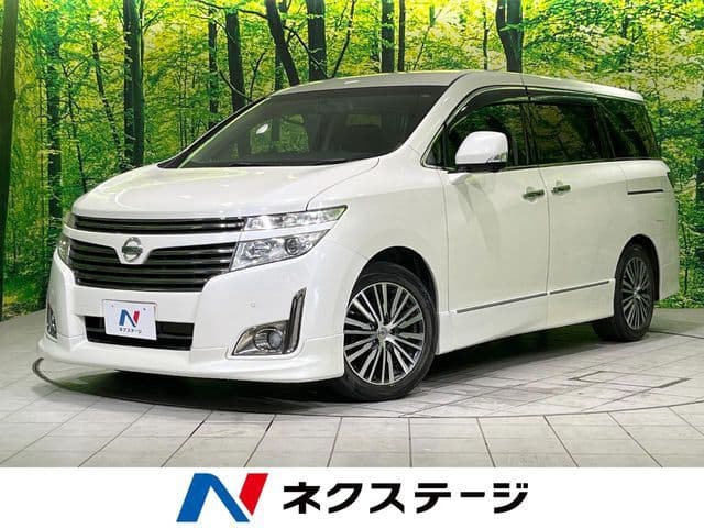 NISSAN ELGRAND 4WD
