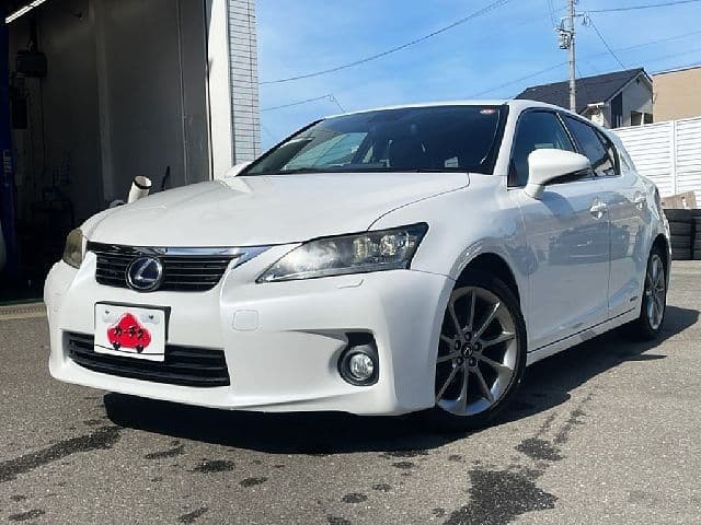 TOYOTA LEXUS CT200h